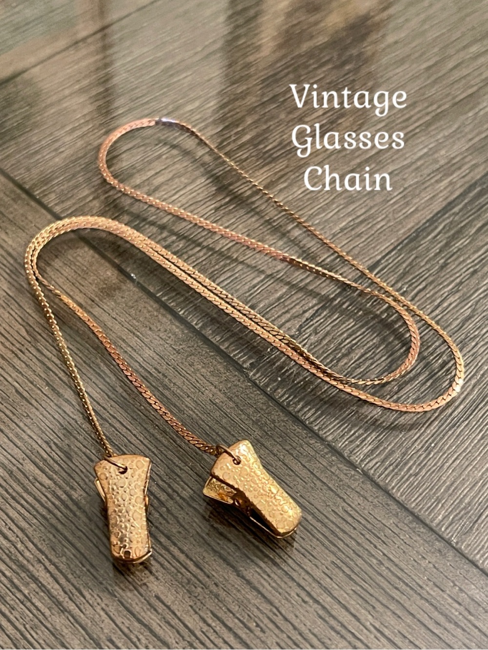 Vintage Gold-tone Chain Eyeglass Holder Necklace with Clips Lanyard Glasses